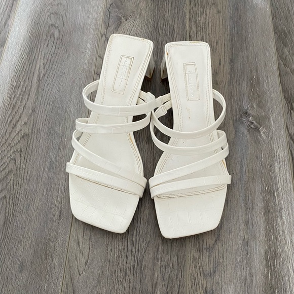 Topshop sandals - Picture 2 of 4